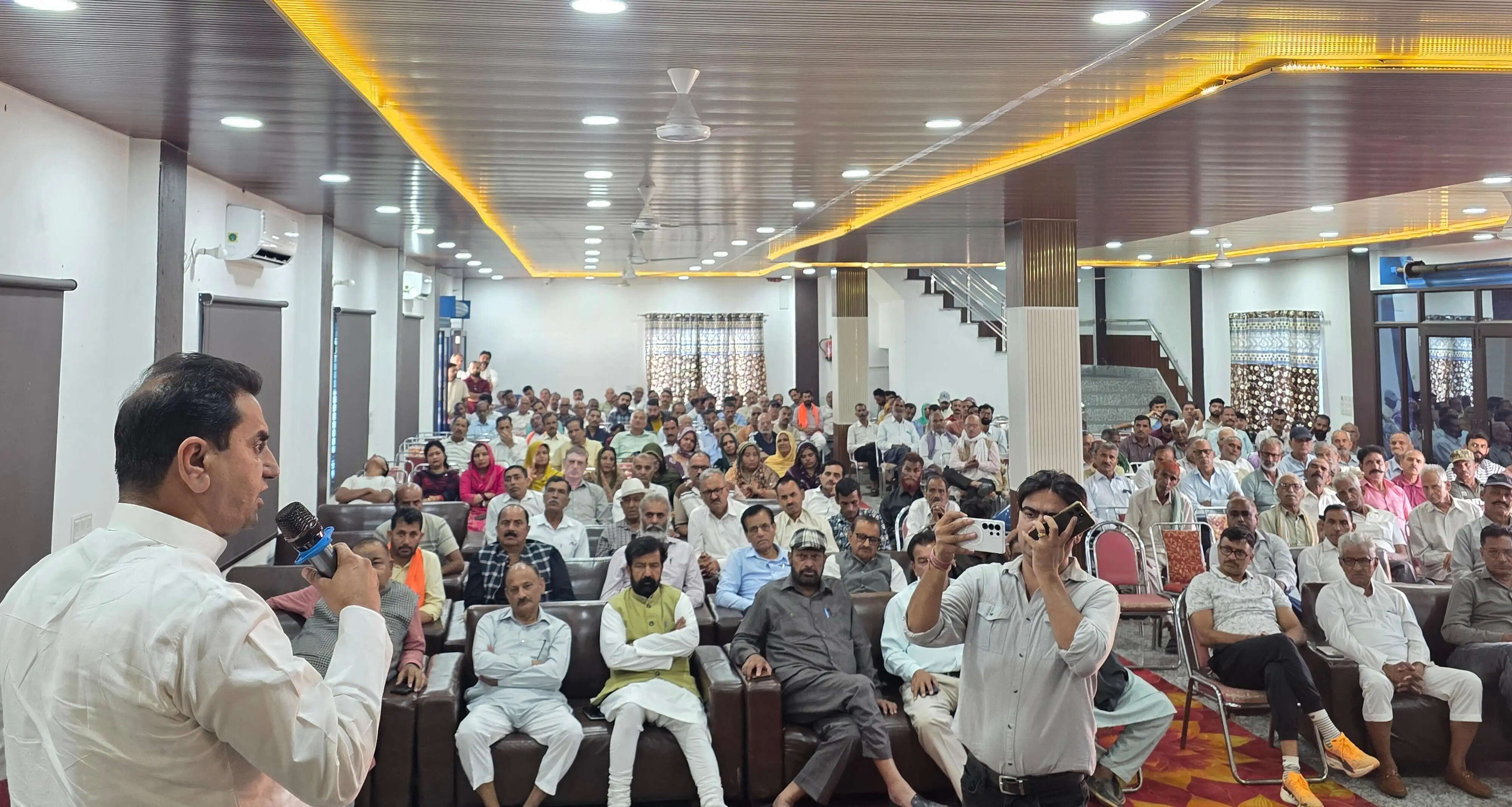 लोकतंत्र राजनीतिक स्वार्थ नहीं, संवैधानिक मर्यादाओं से चलता है-राजीव जसरोटिया