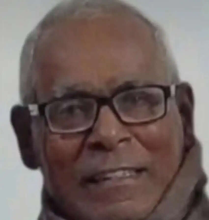 देवरिया में अधिवक्ता की मौत पर सख्त कार्रवाई, एसडीएम बरहज निलंबित