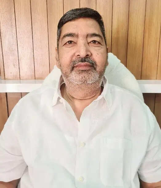 पीडीए समाज से आने वाले अपराधियों को कमर के ऊपर मारी जा रही गोली : सांसद वीरेंद्र सिंह