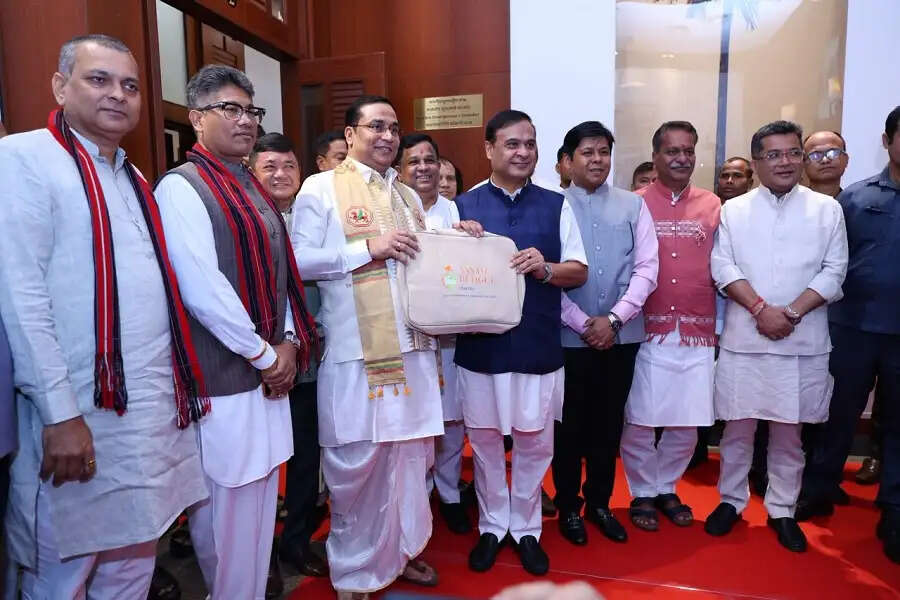 असम का वर्ष 2026-27 का पूर्ण बजट सदन में पेश