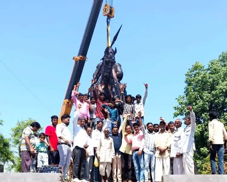 धारीवाला में गूंजा वीरता का जयघोष, स्थापित हुई महाराणा प्रताप की प्रतिमा