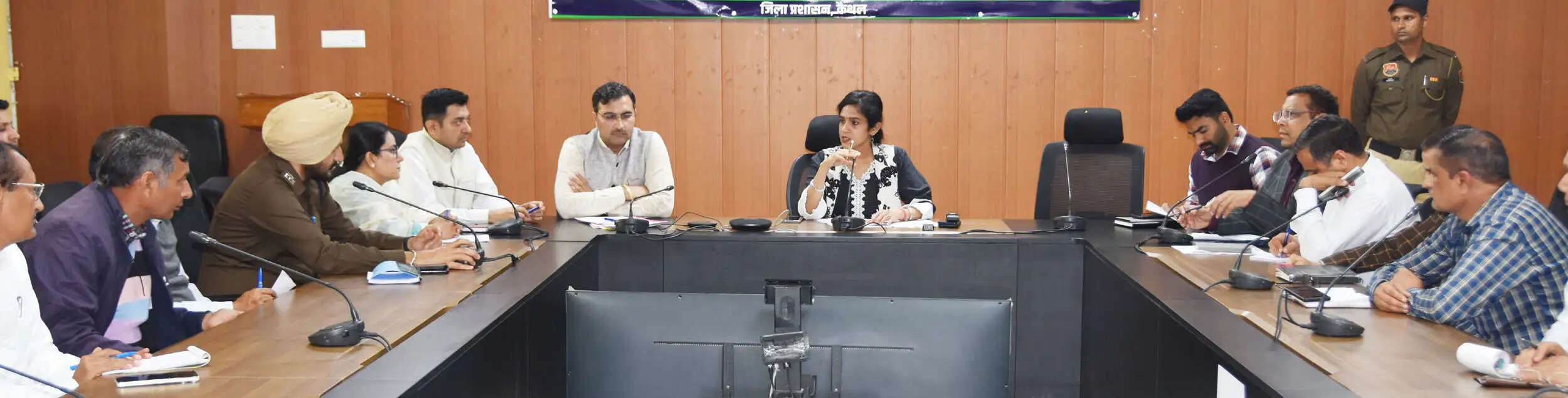 कैथल : बोर्ड परीक्षाओं के लिए ड्यूटी का गंभीरता से पालन करें: डीसी अपराजिता