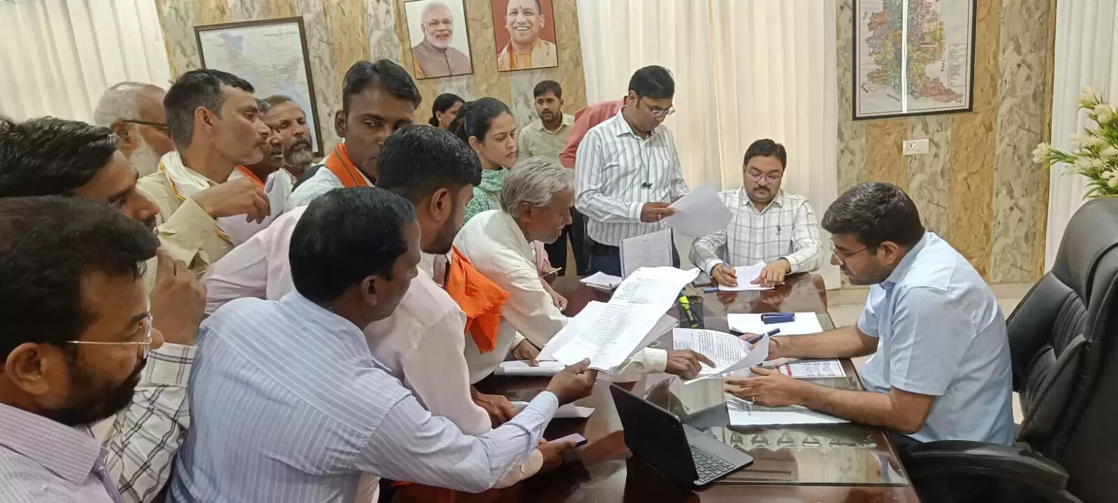 आमजन की समस्याओं का समयबद्ध निस्तारण प्रशासन की सर्वोच्च प्राथमिकता : जिलाधिकारी