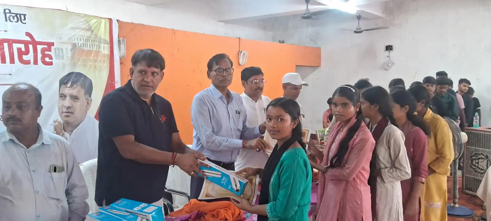 सारठ में 600 मेधावी छात्र-छात्राओं का सम्मान, पूर्व कृषि मंत्री ने मेडिकल-इंजीनियरिंग कॉलेज खोलने का दोहराया संकल्प