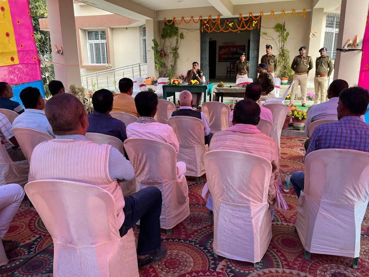 एसएसपी ने सुनी आम लोगों की समस्या, समाधान का दिया आश्वासन