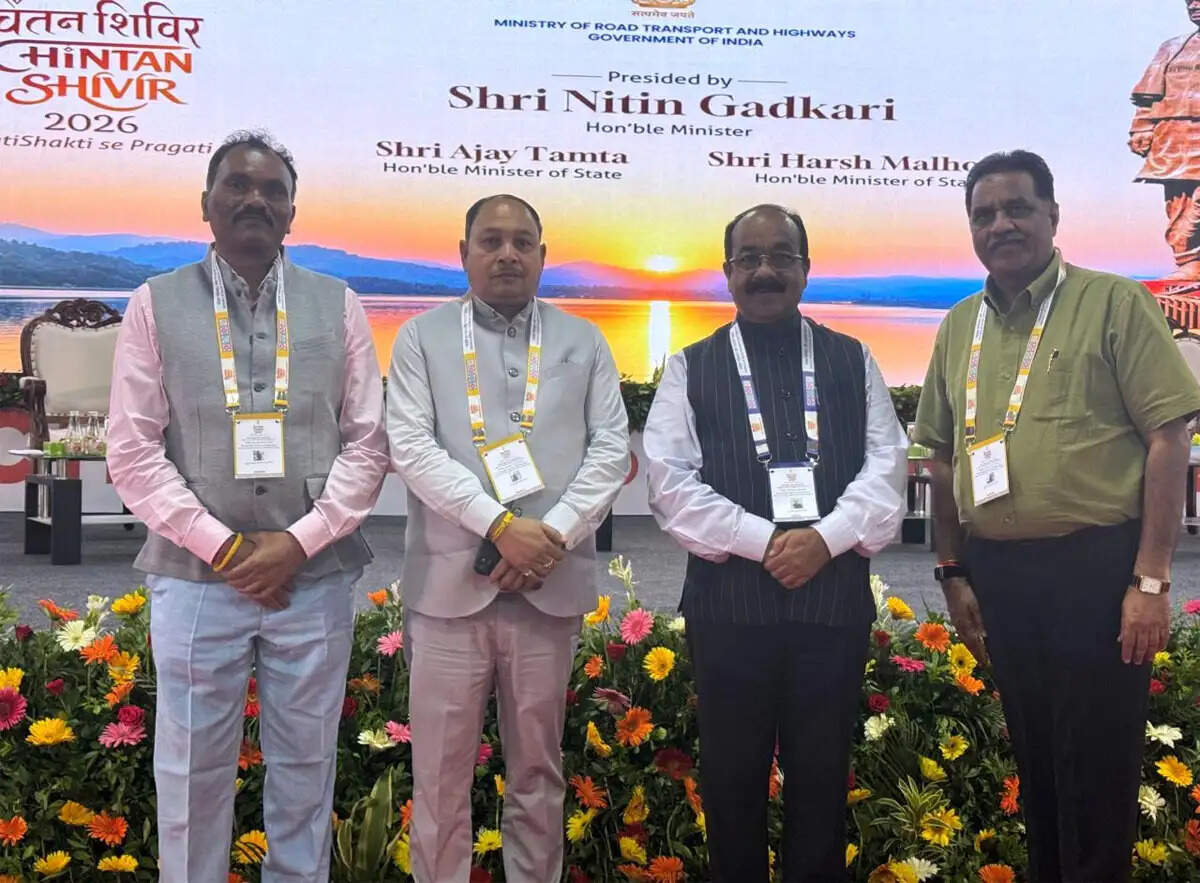छत्तीसगढ़&nbsp;के&nbsp;उप मुख्यमंत्री अरुण साव सड़क एवं राष्ट्रीय राजमार्ग पर राष्ट्रीय चिंतन शिविर में हुए शामिल