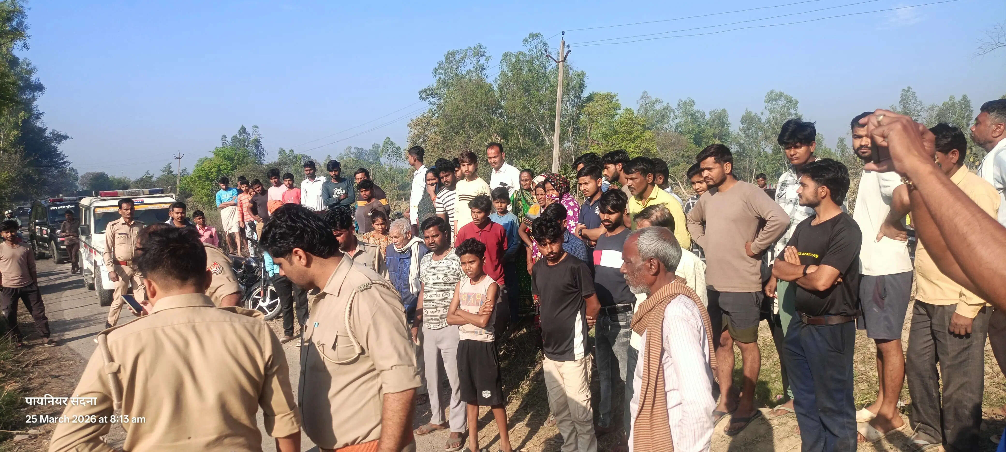 सीतापुर के संदना क्षेत्र में युवती का शव मिला, एक युवक हिरासत में