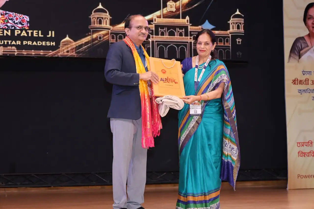 एआई को सेवक और सहायक के रूप में इस्तेमाल करें, मालिक न बनने दें : प्रो. वी. राम गोपाल राव
