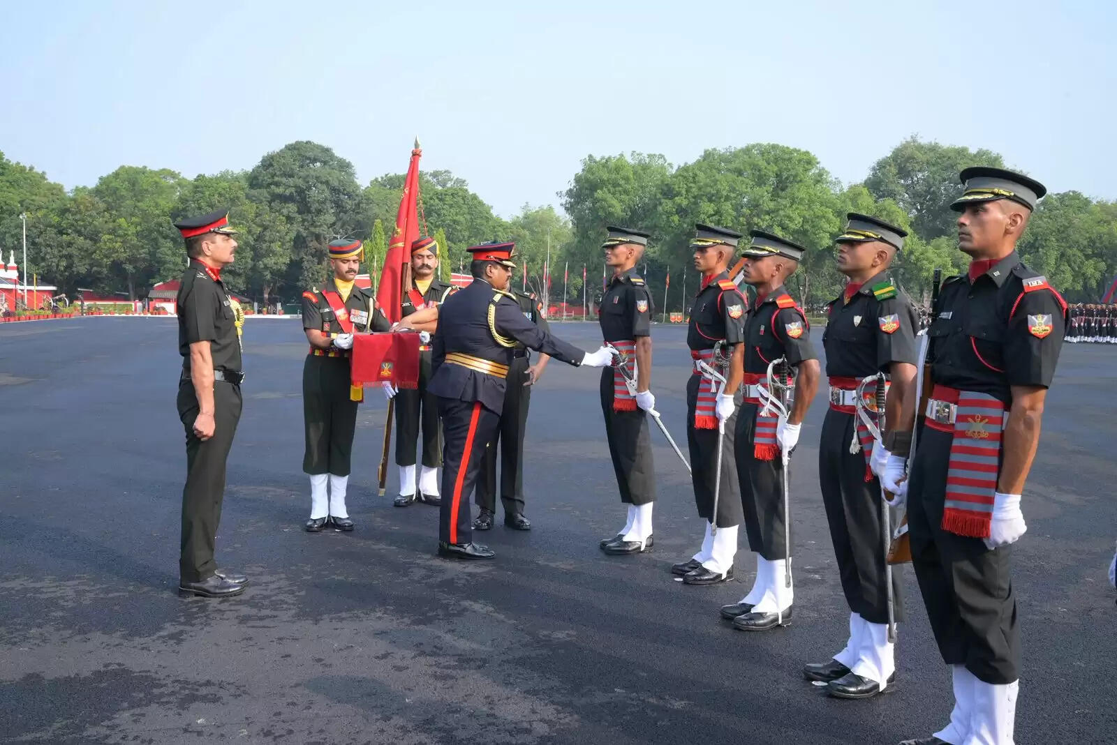 (अपडेट) आईएमए में 451 कैडेट्स ने पूरी की सैन्य यात्रा, 419 भारतीय सेना का हिस्सा बने