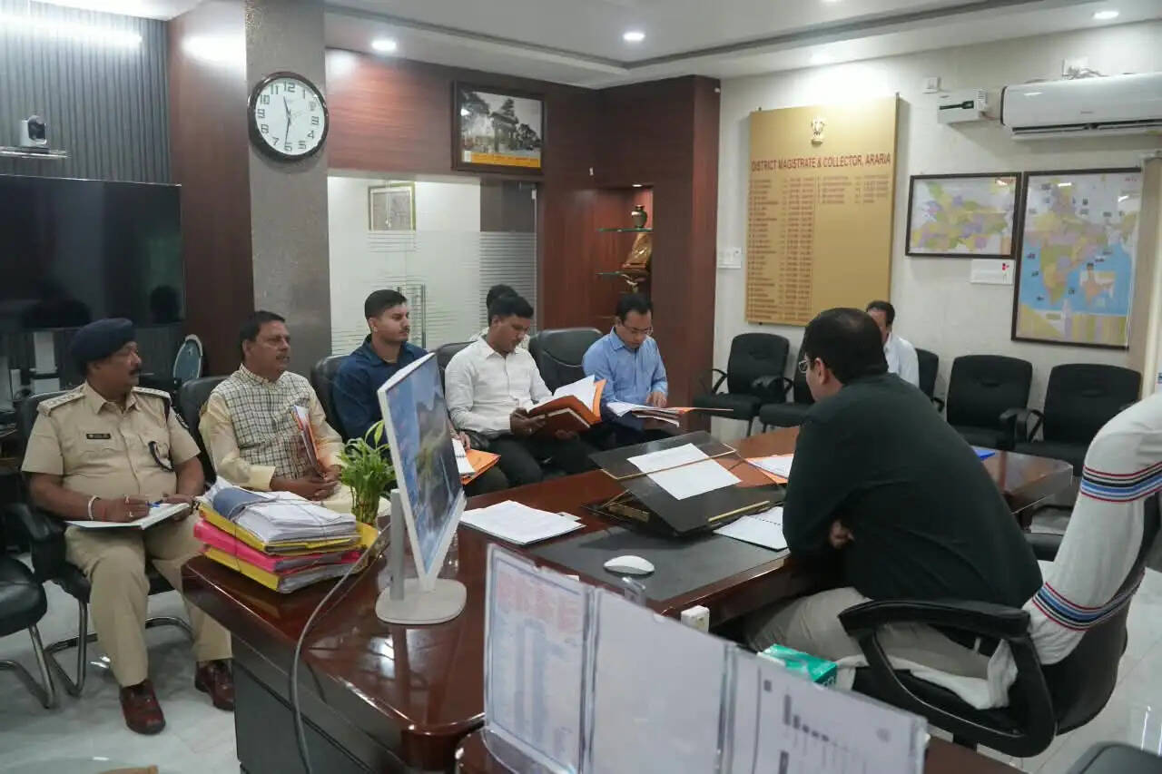 मैट्रिक एवं इंटरमीडिएट परीक्षा के केन्द्र चयन को लेकर चयन समिति की बैठक
