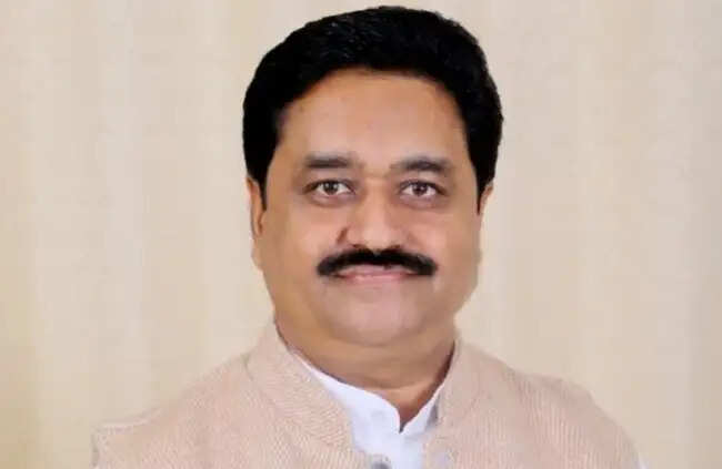 मप्रः बैतूल में पारदी दंपत्ति हत्याकांड मामले में पूर्व मंत्री सुखदेव पांसे सहित 14 लोग दोषमुक्त