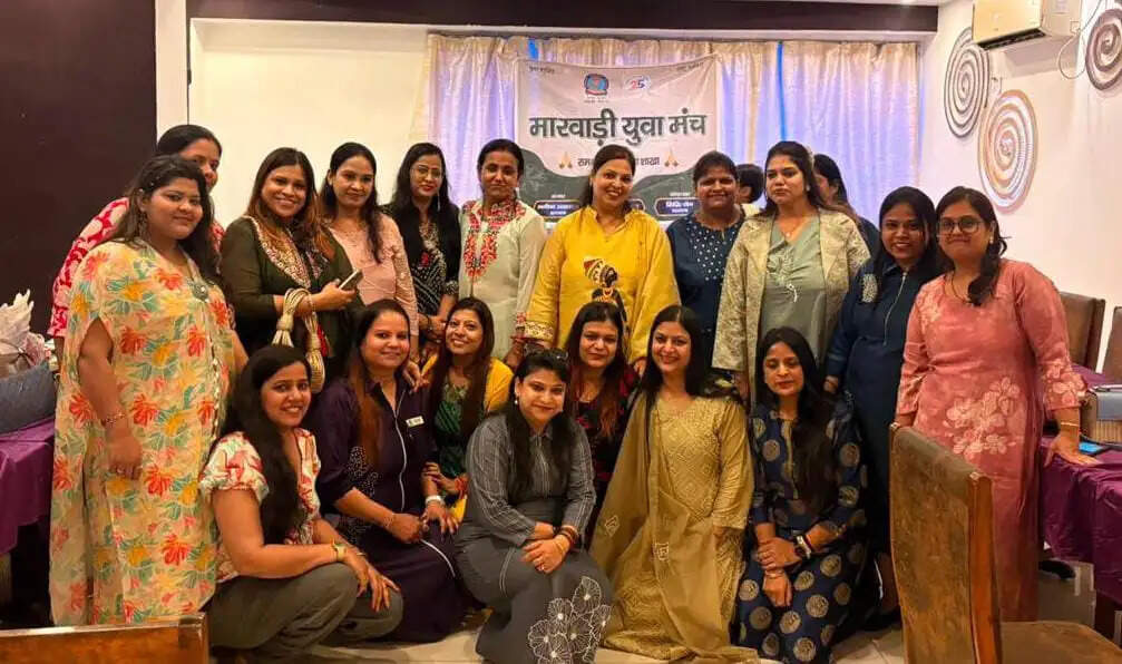 रामगढ़ में मारवाड़ी युवा मंच की चेतना शाखा ने मनाया सावन सिंधारा उत्सव