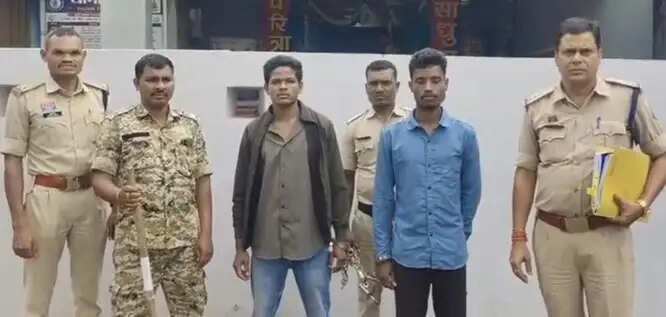 हत्या के प्रयास के फरार दाे आरोपित 07 माह बाद गिरफ्तार