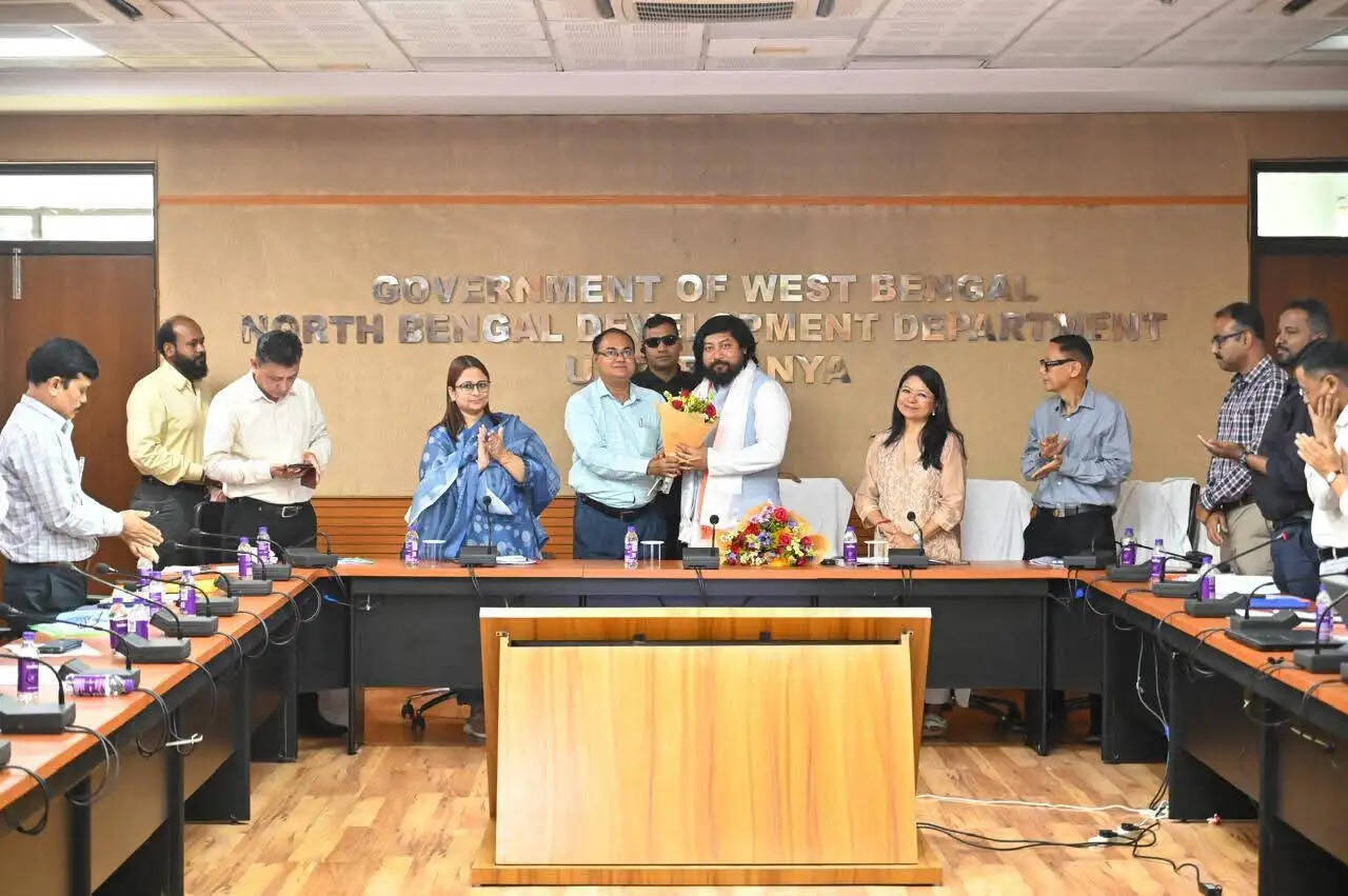 उत्तरकन्या में मंत्री निशीथ प्रामाणिक का&nbsp;पहली बैठक,&nbsp;घटिया काम करने वाले होंगे ब्लैकलिस्ट
