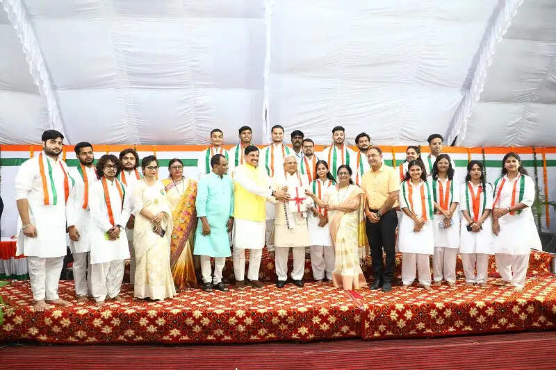 मप्रः राज्यपाल पटेल ने लोकभवन में आयोजित किया स्वागत समारोह