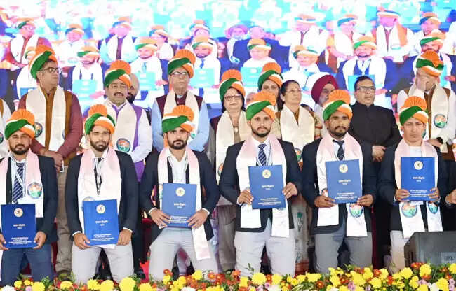 खेलों में उत्कृष्टता के लिए विज्ञान, पोषण और तकनीक का संयोजन अनिवार्य: राज्यपाल