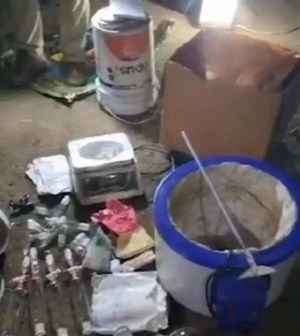 मंदसौर: ड्रग्स निर्माण में प्रयुक्त 1886.6 किलो केमिकल जब्त, किरायेदार पर मामला दर्ज