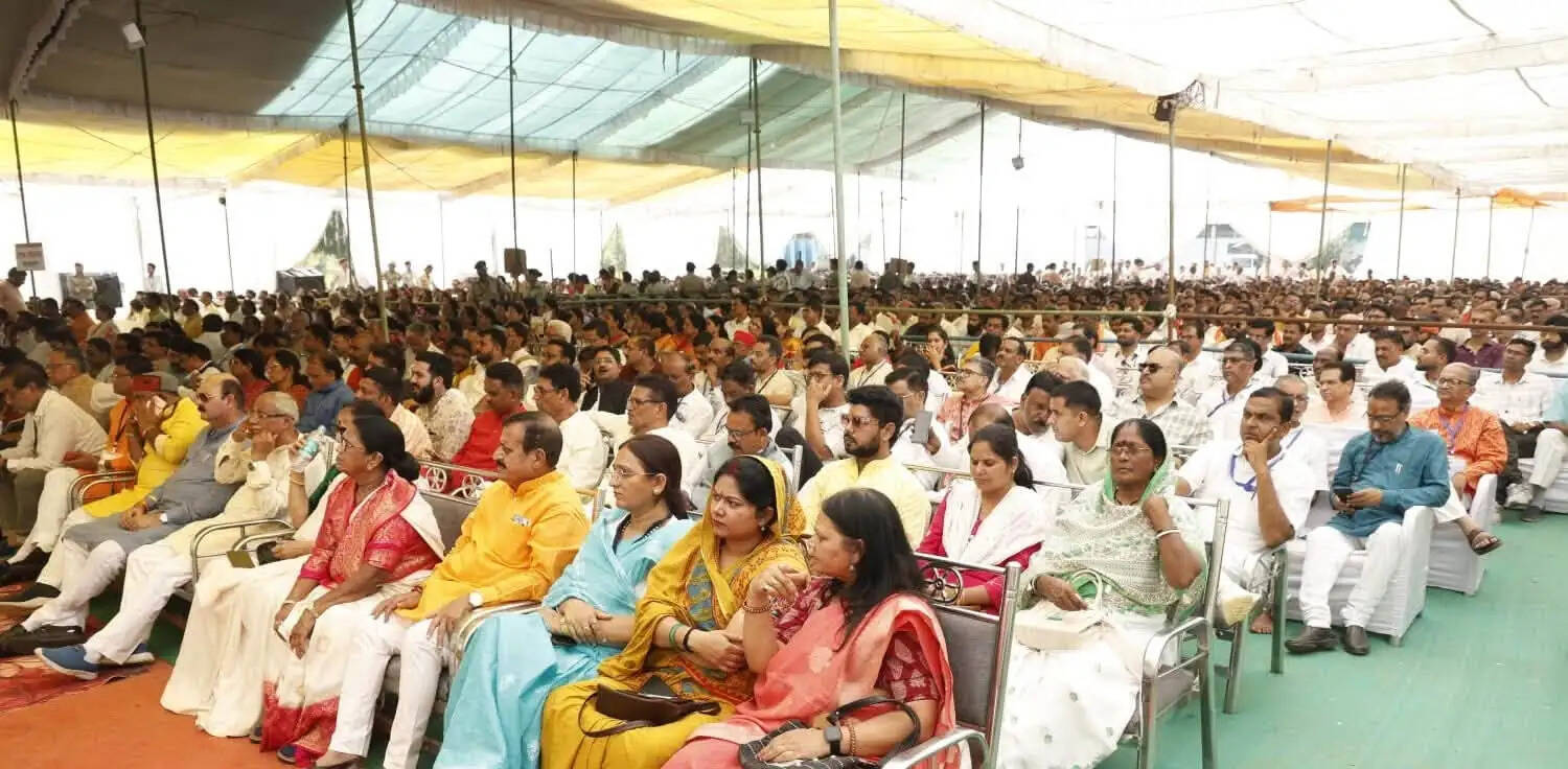 (लीड)राष्ट्र सेवा के लिए समर्पित रहा है बालासाहेब और भाऊराव देवरस का संपूर्ण जीवनः मोहन भागवत