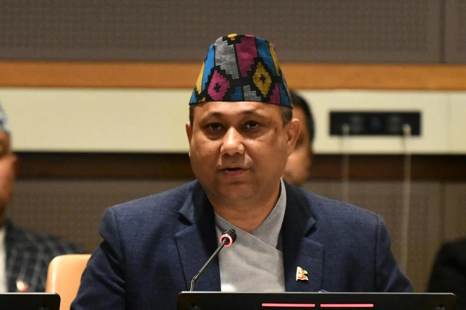अंतरराष्ट्रीय स्वास्थ्य सहायता में कमी से महामारी से निपटने की क्षमता प्रभावित होने का खतरा : नेपाल