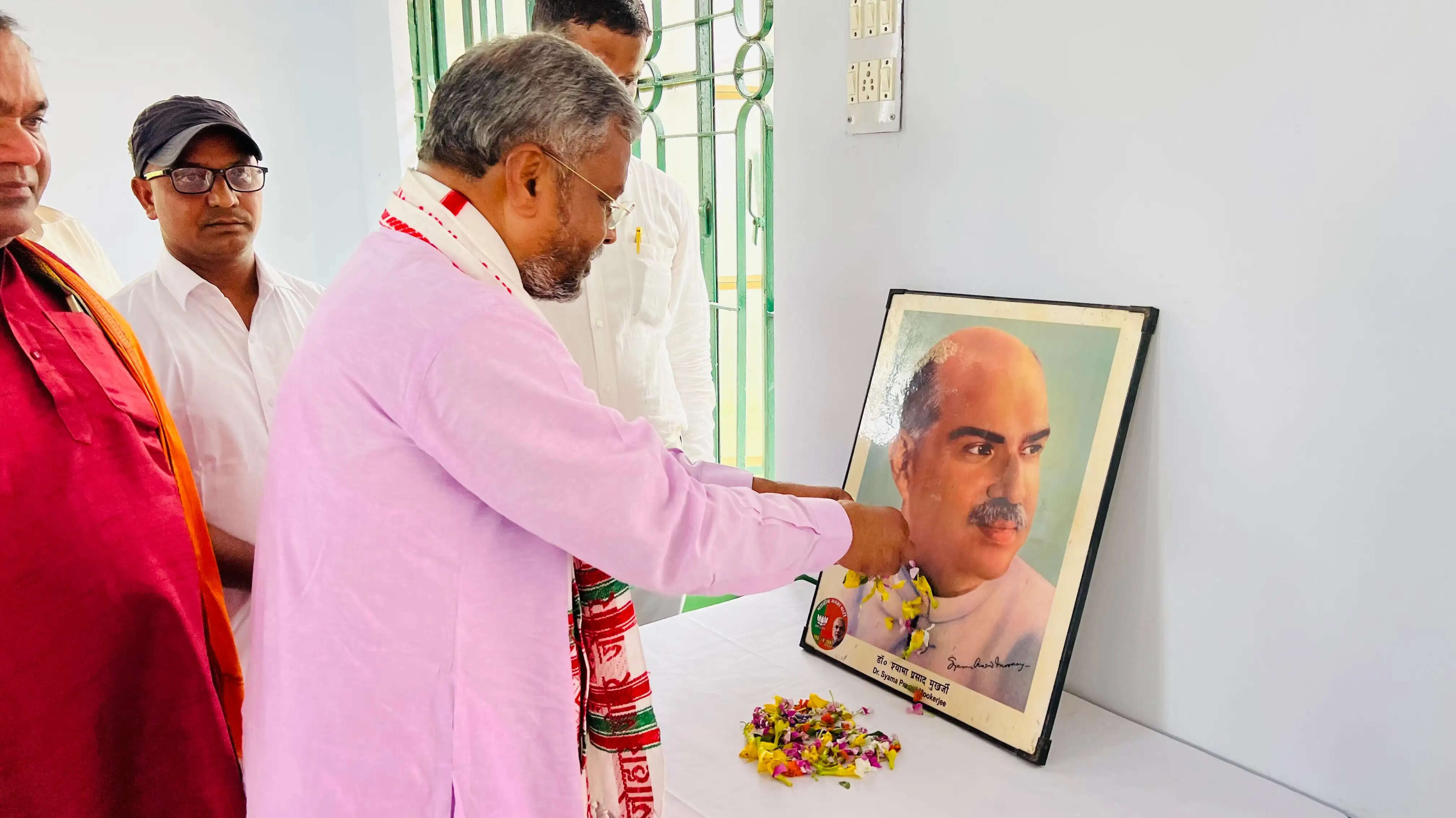 नेता प्रतिपक्ष बाबूलाल मरांडी ने डॉ. श्यामा प्रसाद मुखर्जी को दी श्रद्धांजलि