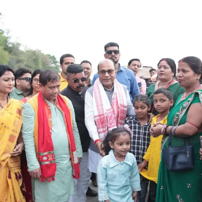 सेंट्रल गुवाहाटी क्षेत्र में भाजपा प्रत्याशी विजय गुप्ता का जनसंपर्क अभियान