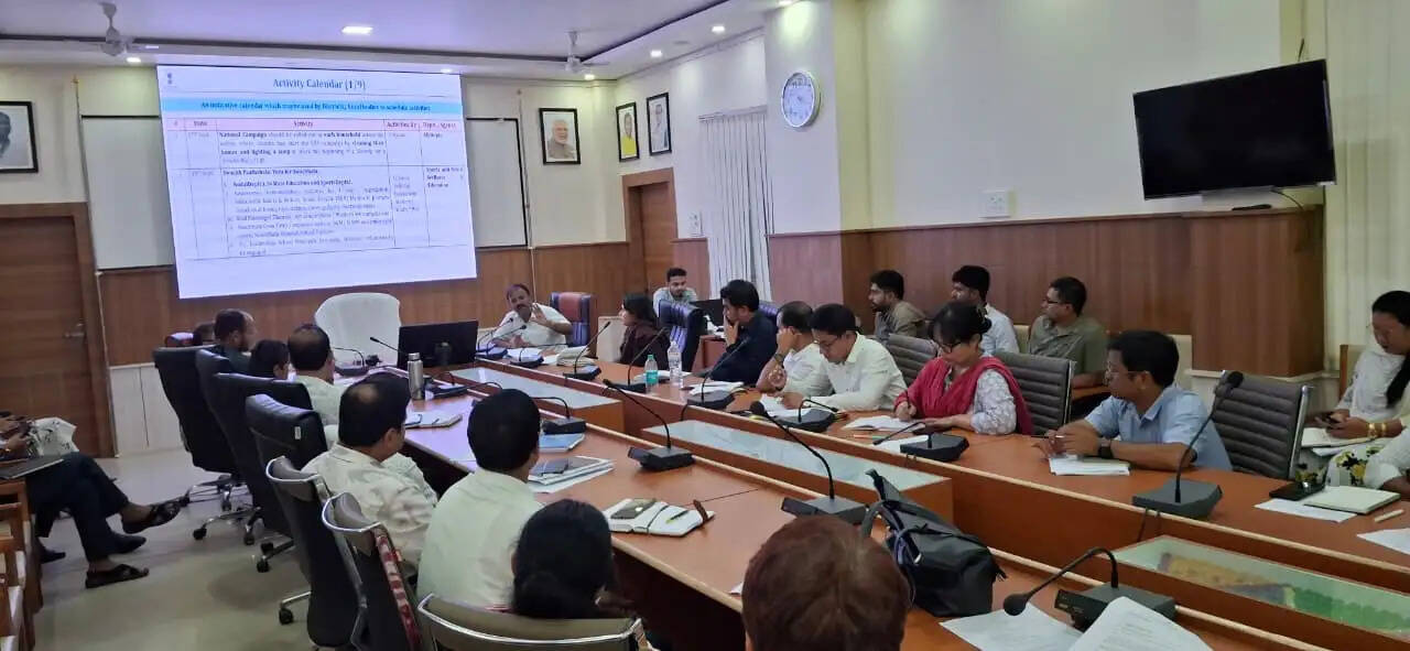 शोणितपुर में सेवा संकल्प अभियान और स्वच्छता ही सेवा-2026 की जिला स्तरीय समन्वय बैठक
