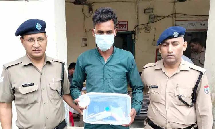 कनखल में महिला से चेन झपटने वाला स्नैचर दबोचा