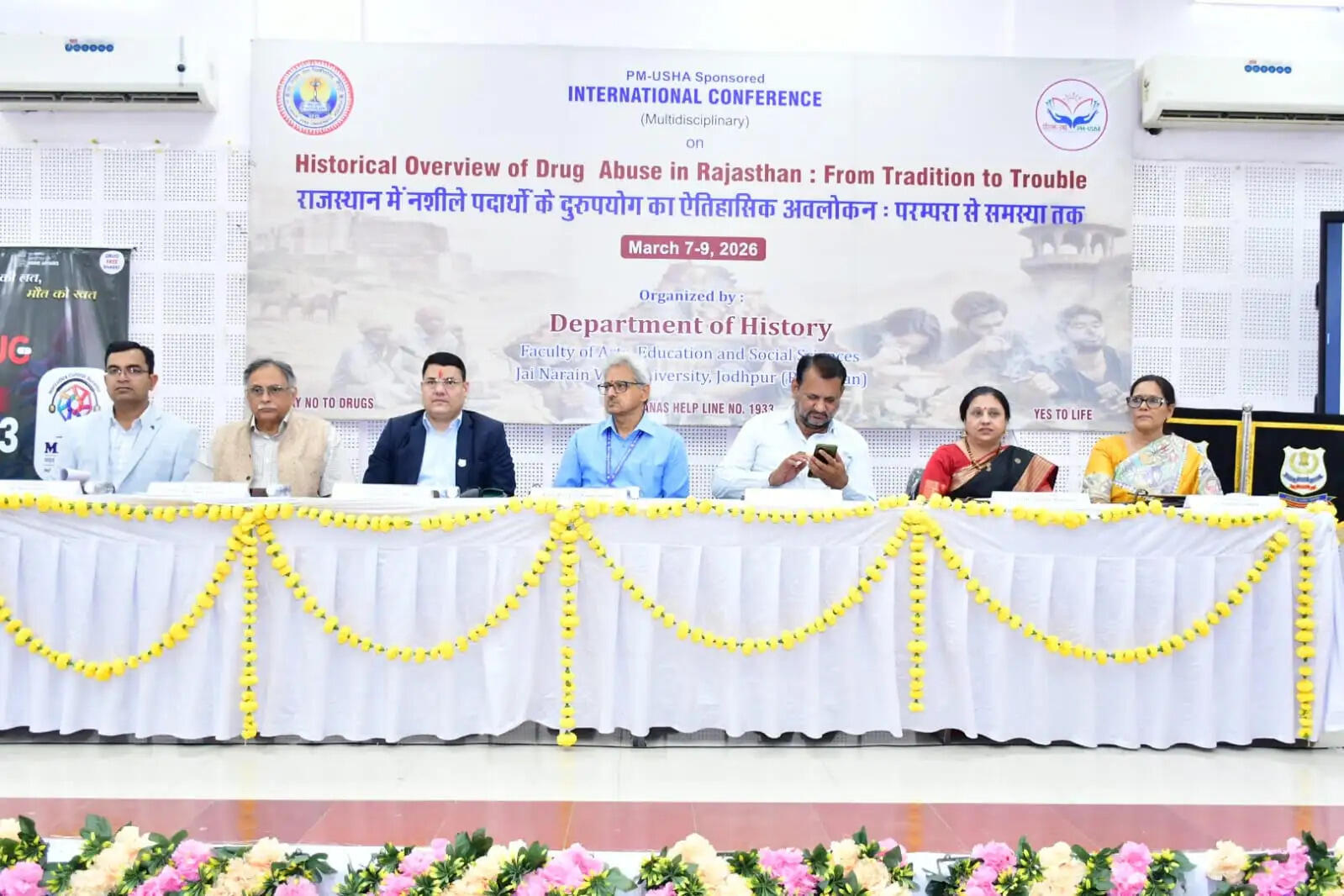 नशे को सार्वजनिक मान्यता सबसे बड़ी समस्या: प्रो. शर्मा