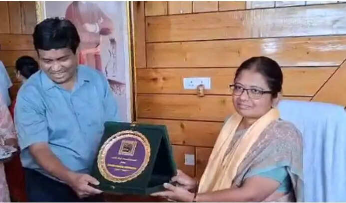 सिलीगुड़ी नगर निगम बोर्ड भंग, आर विमला बनीं प्रशासक