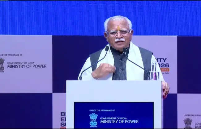 यूएई के साथ मिलकर समुद्र के नीचे बिजली ट्रांसमिशन केबल नेटवर्क लागू करने की योजना : मनोहर लाल