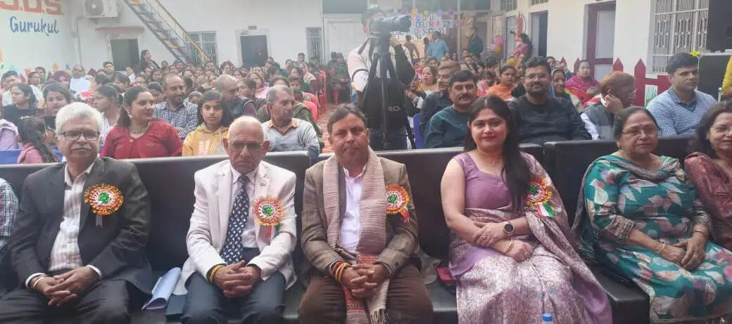 जे डी एस गुरुकुल कठुआ में वार्षिक दिवस धूमधाम से मनाया, विधायक डॉ. भारत भूषण रहे मुख्य अतिथि