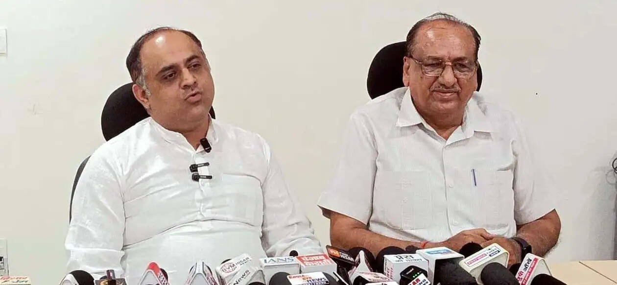 हिसार : कांग्रेस पहले अपना कुनबा संभाले, फिर भाजपा के मंडल अध्यक्षों के सपने देखें : पीयूष मेहता
