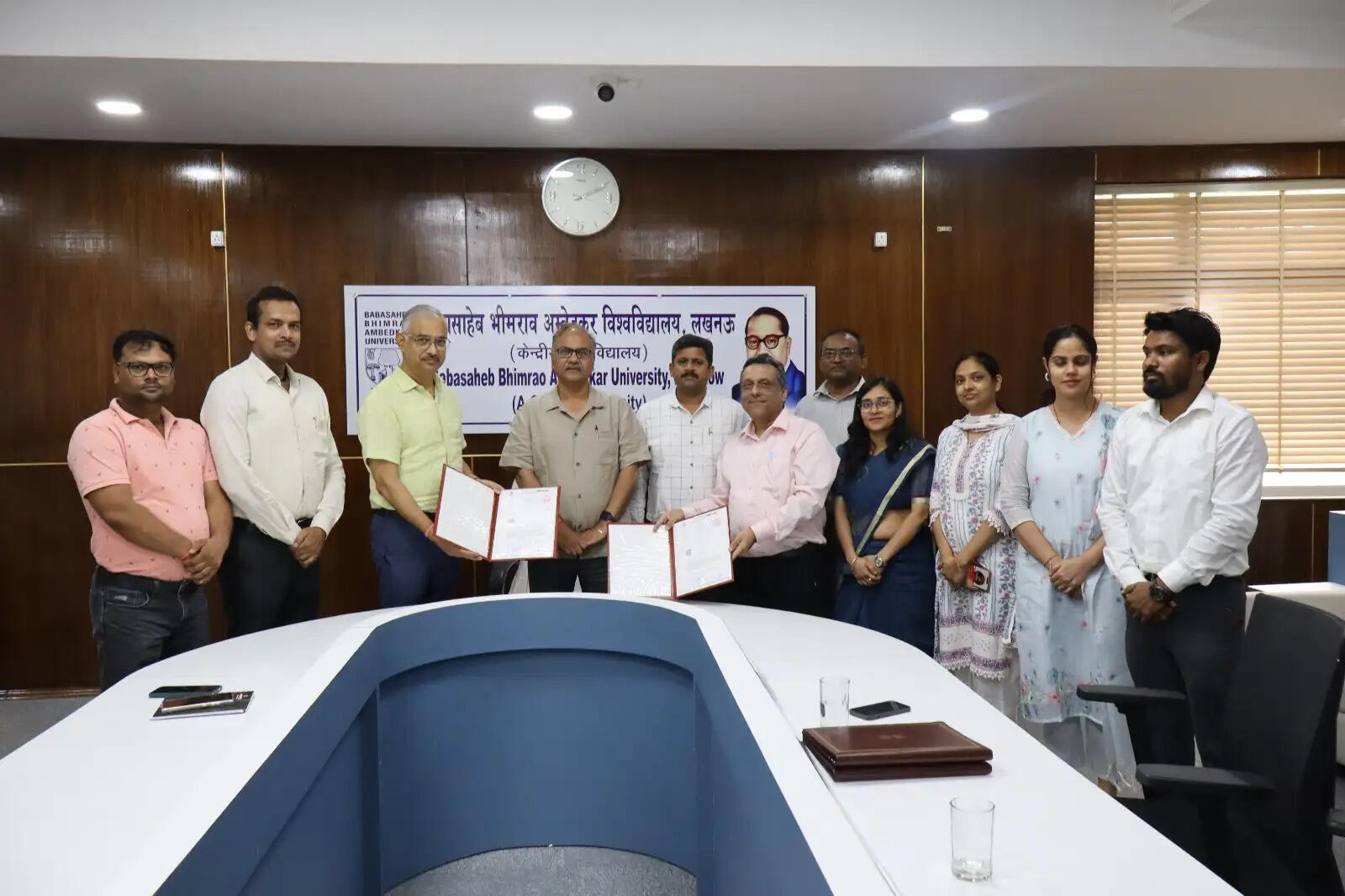 बीबीएयू और राइट्स लिमिटेड के बीच अवसंरचना विकास परियोजनाओं के लिए समझौता ज्ञापन हस्ताक्षर