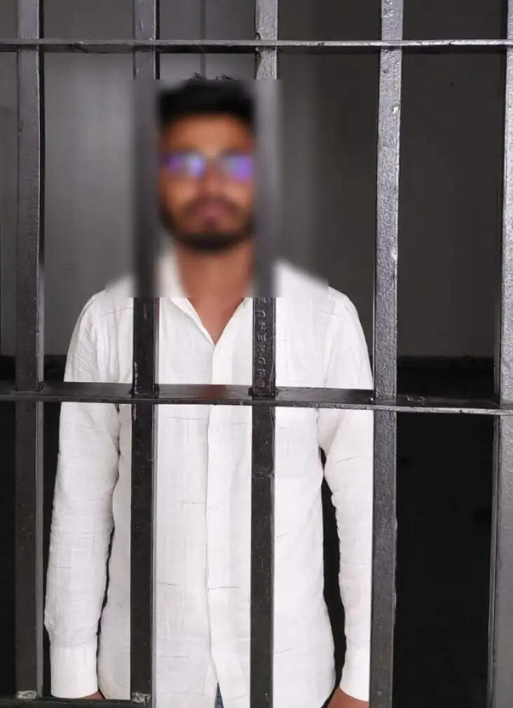 गोरखपुर में फर्जी अस्पताल खोलकर बीमा धन हड़पने वाले गैंग का सरगना गिरफ्तार
