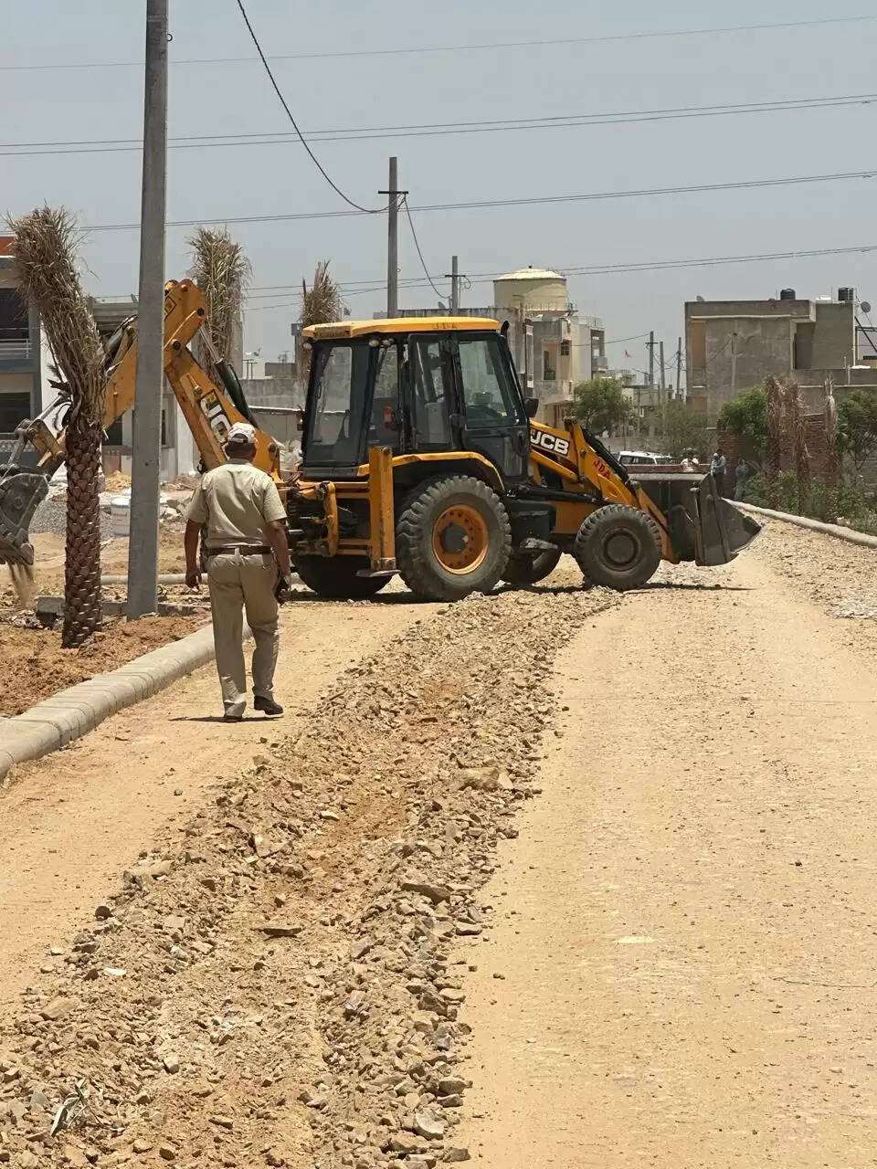 चार अवैध कॉलोनियों पर जेडीए ने चलाया बुलडोजर