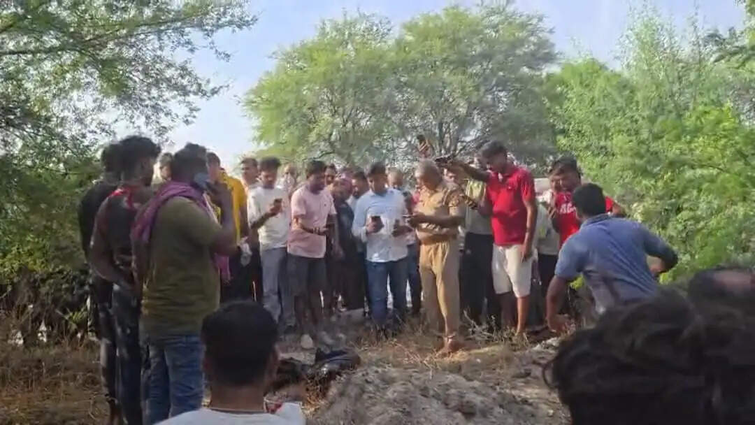 झोले में मिला महिला का क्षत-विक्षत शव, शिनाख्त कराने में जुटी पुलिस