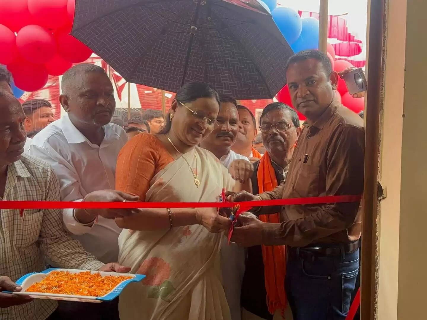 कोरबा : महापौर ने पोड़ीबहार बस्ती में किया नवनिर्मित सामुदायिक भवन का लोकार्पण