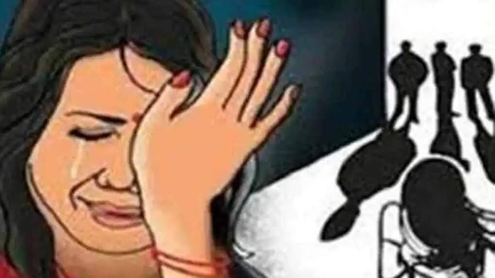 बलरामपुर : कोटराही जंगल में युवती से सामूहिक दुष्कर्म, तीन आराेपित पुलिस हिरासत में