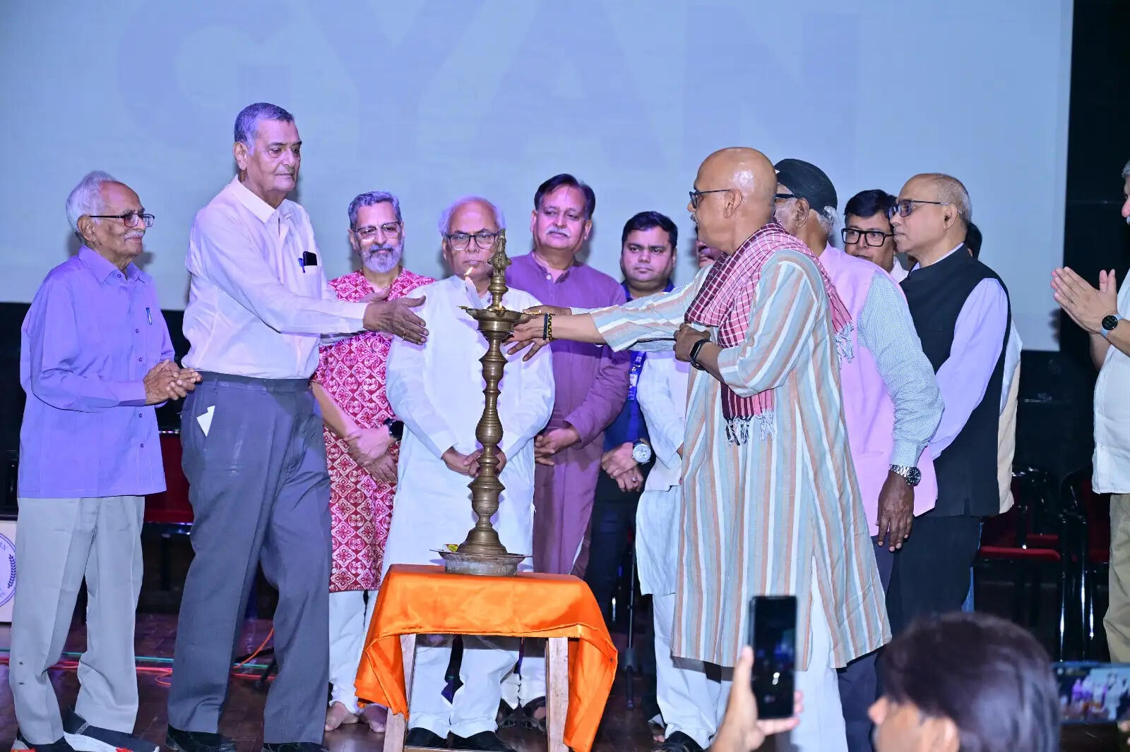 सब हिमालयन रिसर्च इंस्टीट्यूट द्वारा ज्ञान संगम लिटरेरी कल्चरल फेस्टिवल का शुभारंभ