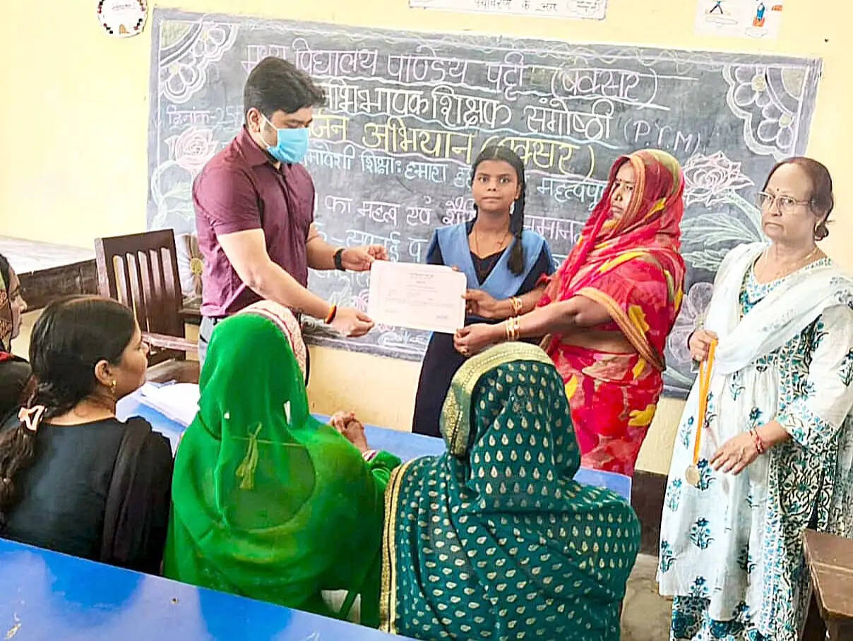 ज्ञानार्जन अभियान से बक्सर में शिक्षा को मिलेगी नई दिशा, हर बच्चे तक पहुंचेगी गुणवत्तापूर्ण पढ़ाई