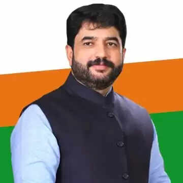 इंडिगो की अव्यवस्था पर सरकार सख्त, मंत्री मुरलीधर किसन मोहोल ने प्रबंधन को ठहराया जिम्मेदार