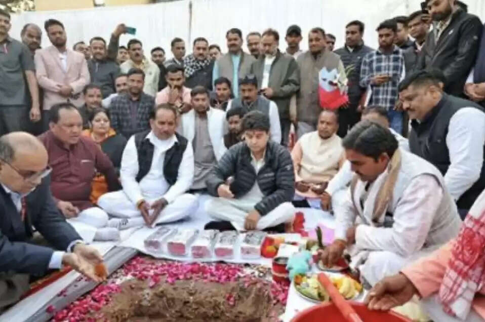 केंद्रीय मंत्री सिंधिया ने मप्र में किया 6 आधुनिक डाकघरों का लोकार्पण, राष्ट्रीय डाक प्रशिक्षण केंद्र की घोषणा