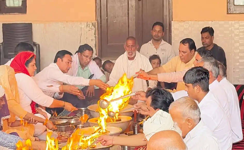 सोनीपत: सेवा संकल्प अभियान में गौसेवा से लेकर विद्यार्थियों को सेवा का संदेश