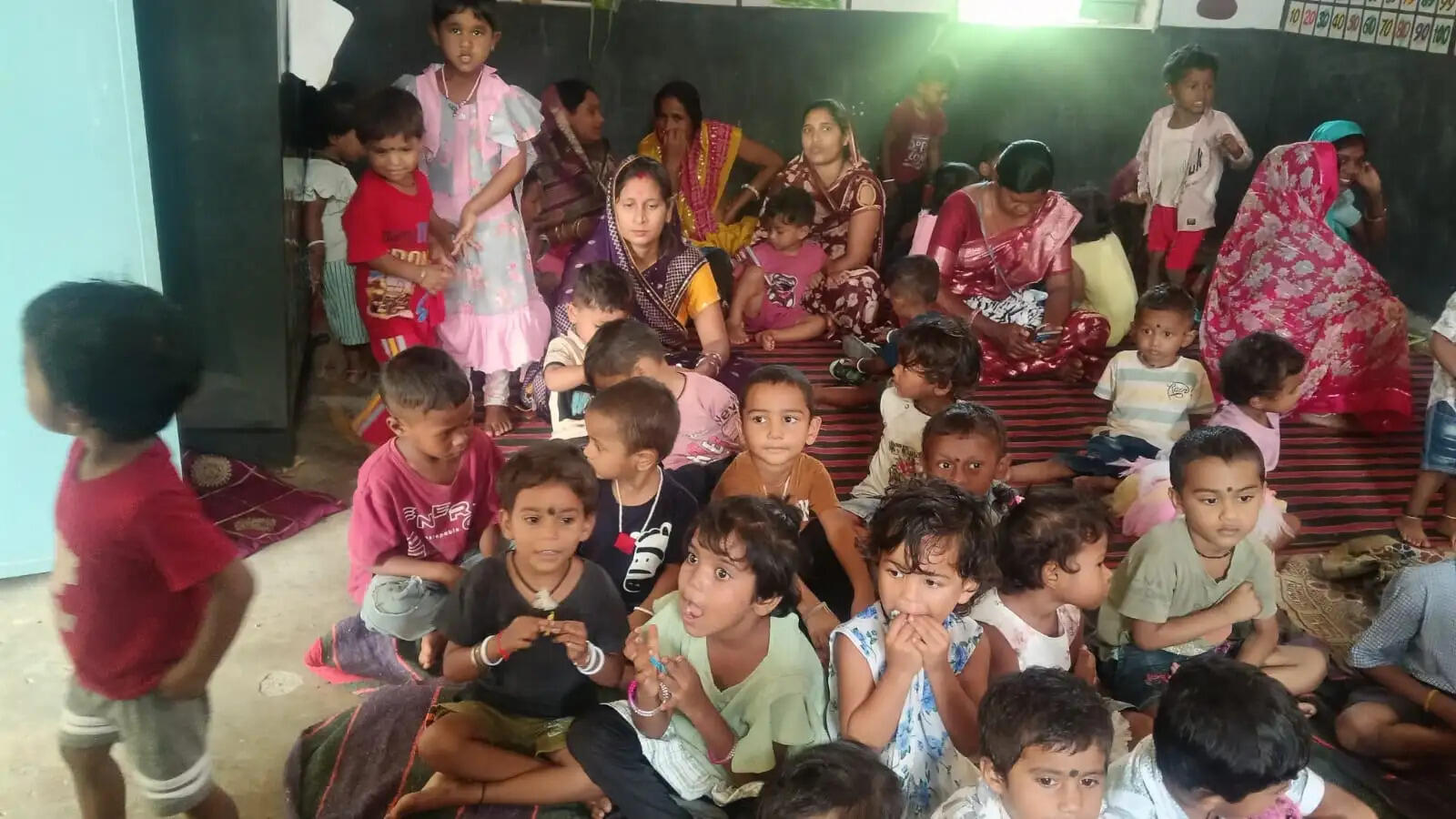 रायपुर : आंगन मिलन सम्मेलन के अंतर्गत जिले के 206 आंगनवाड़ी केन्द्रों में हुए विविध आयोजन