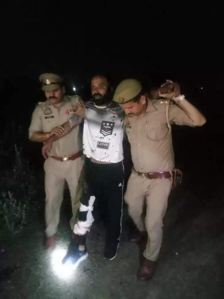 मेरठ का शातिर चेन लुटेरा गाजियाबाद में पुलिस मुठभेड़ में घायल, हुआ गिरफ्तार