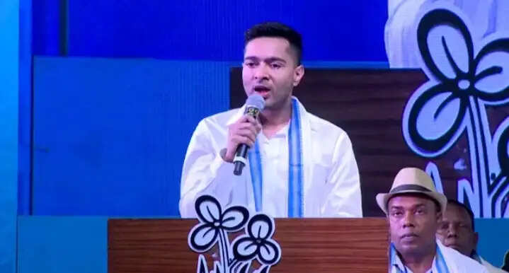 आत्मतुष्टि छोड़ें, कार्यकर्ता लोगों तक संदेश पहुंचाएं : अभिषेक