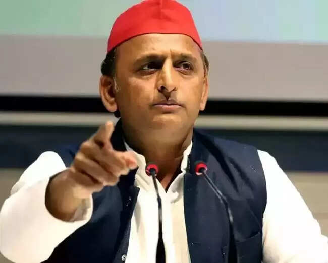 दुनिया की सबसे बड़ी 100 कंपनियों की सूची में अब भारत की कोई भी कंपनी नहीं : अखिलेश यादव