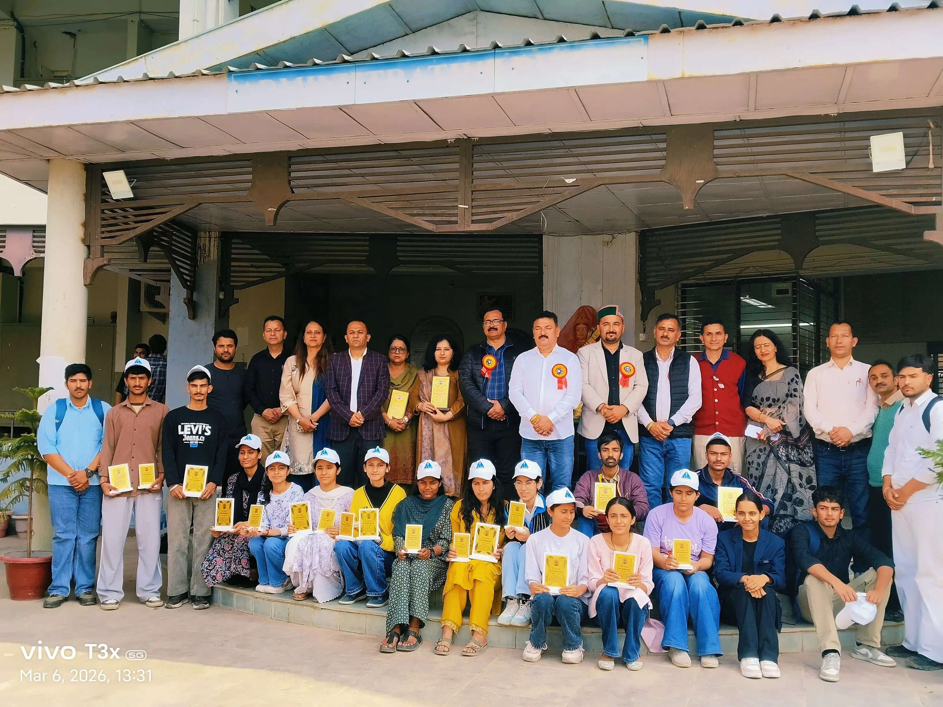 नाहन पीजी कॉलेज में गूंजा सड़क सुरक्षा का संदेश