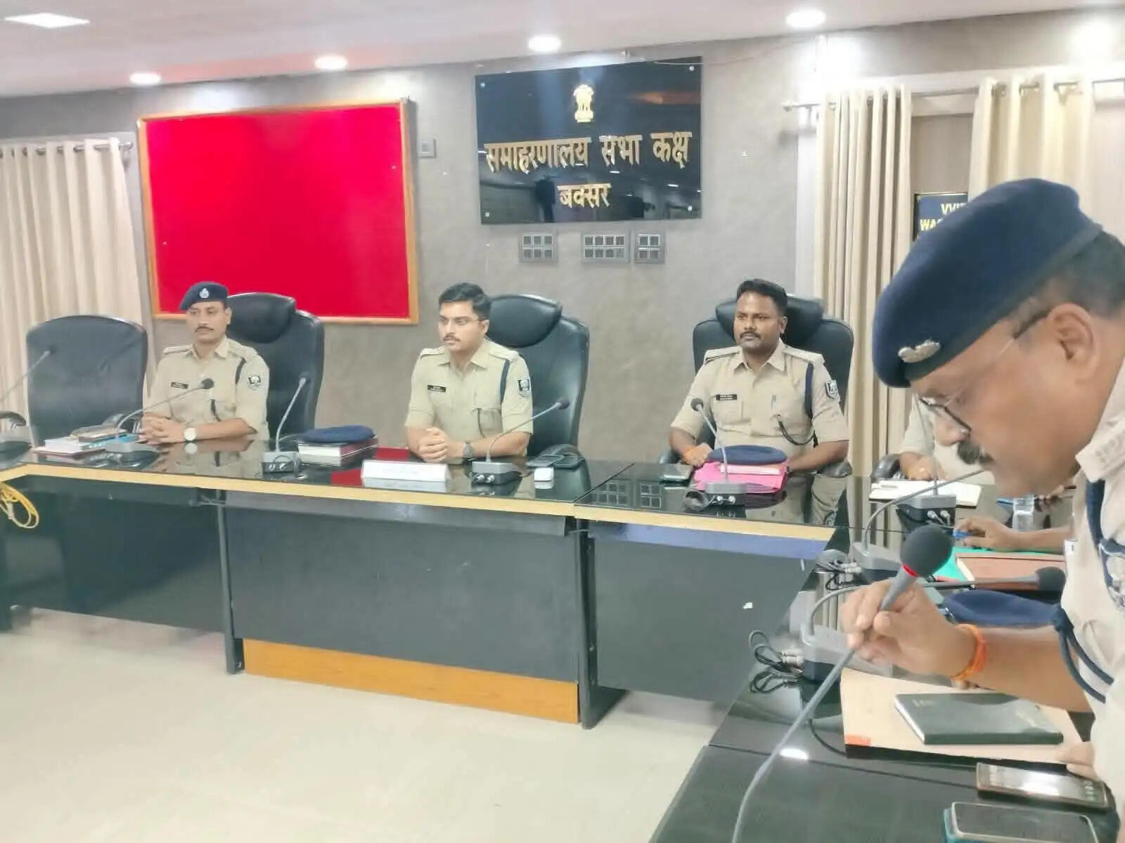 पुलिस अधीक्षक, बक्सर द्वारा मासिक क्राइम मीटिंग आयोजित