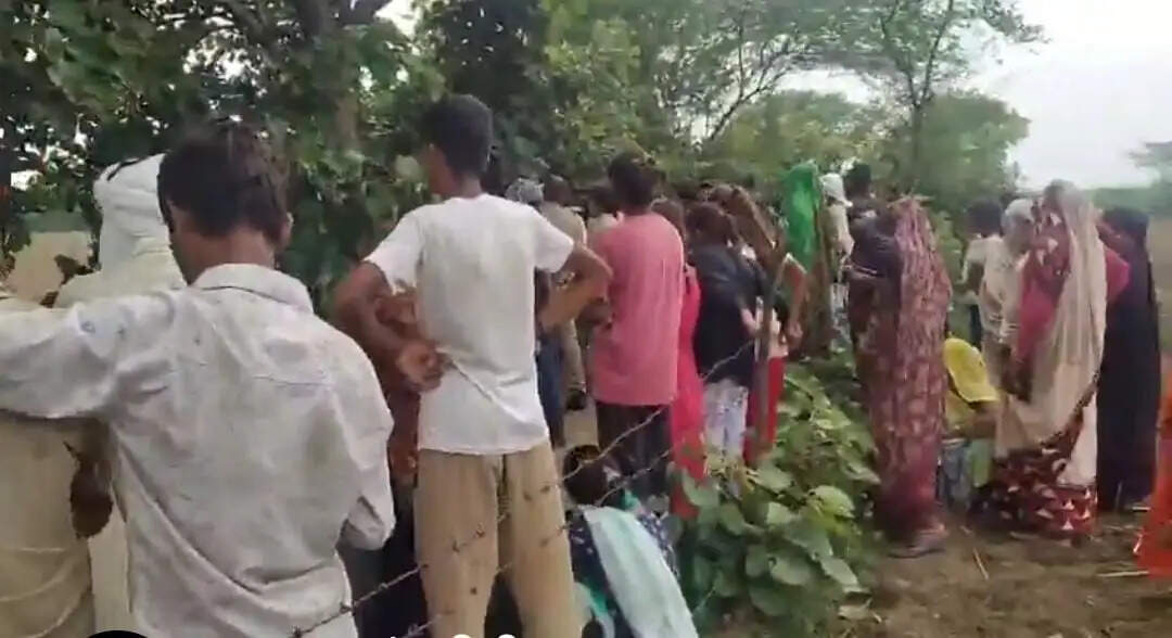 झाबुआ: थांदला थाना क्षेत्र में फिर घटित हुई गौकशी की घटना में तीन आरैपित गिरफ्तार, चार फरार